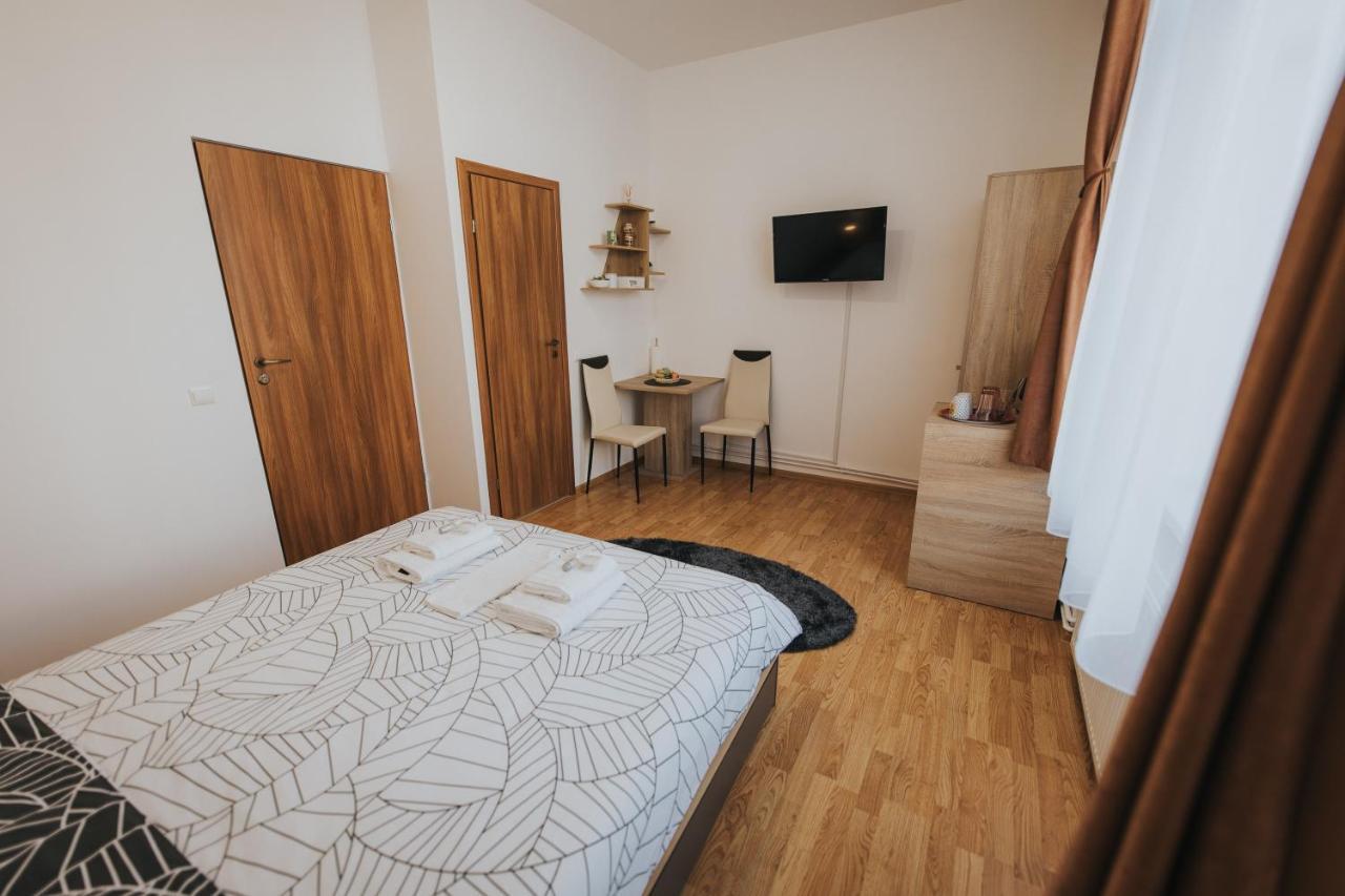 Gavri'S Classic Apartment Sibiu Exterior foto